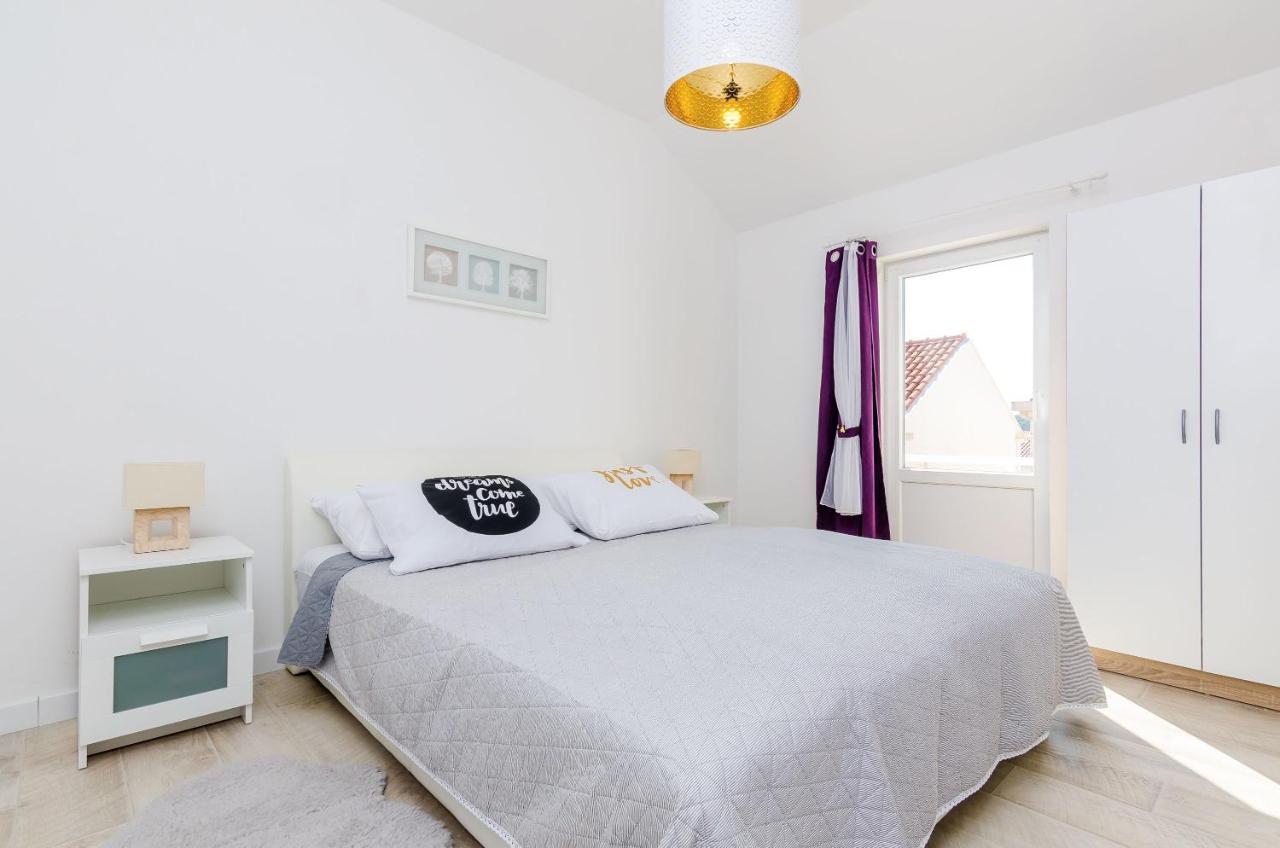 Apartment Sea Shell *
